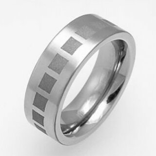 Ring aus fein mattiertem Edelstahl mit lasergravierten Quadraten - 7 mm - Fingerring - Gre 55
